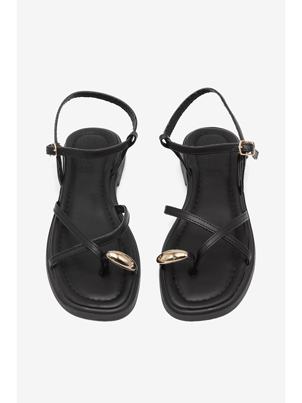 Kadın Siyah Rahat Kalıp Yüzük Detaylı Çapraz Sandalet-1