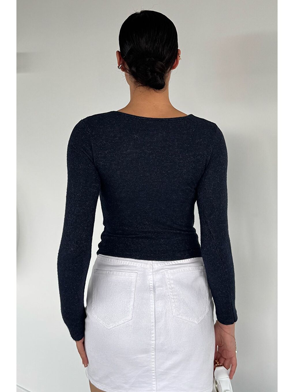 Lacivert Kadın Omuz Aksesuarlı Bluz-3