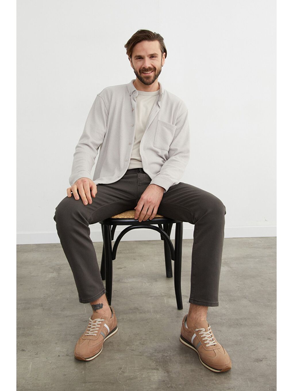 Bej Jakarlı Tek Cepli Gömlek-3