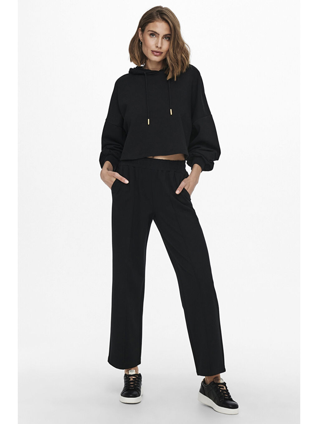 Siyah Onlpoptrash Oversize Fit Normal Bel Geniş Paça Çimalı Kadın Pantolon 15235076-1