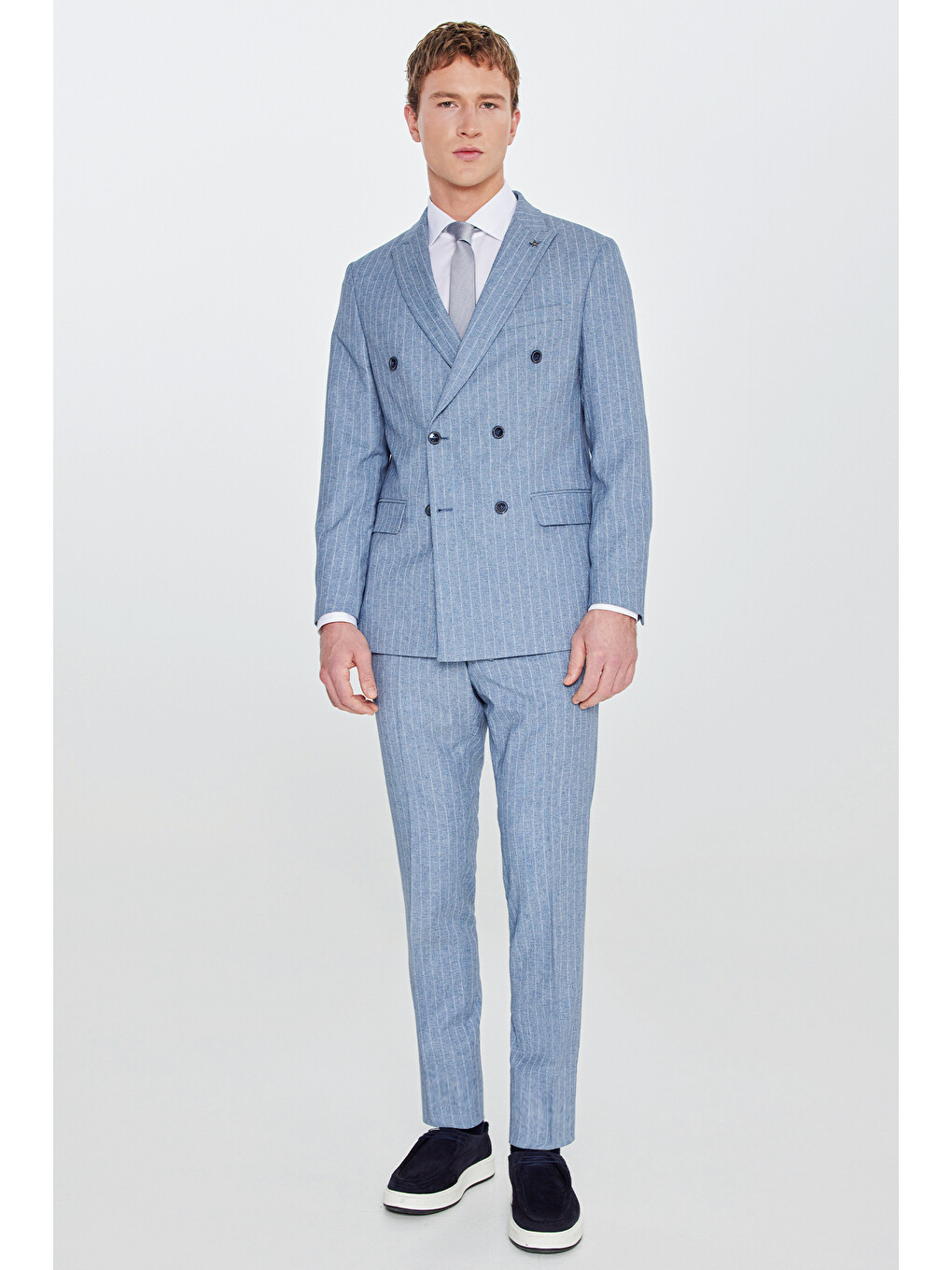 Erkek Mavi Slim Fit Dar Kesim Kırlangıç Yaka Beli Gizli Lastikli Kapak Cepli Çizgili Kruvaze Takım