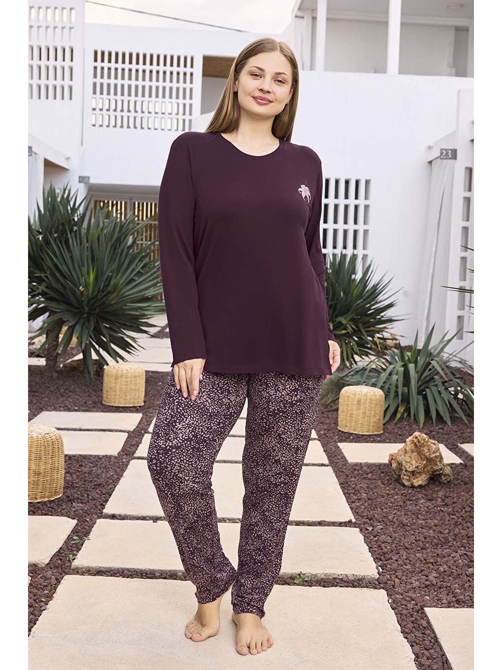 Büyük Beden Viskon Kadın Uzun Kol Pijama Takımı 250497 Mürdüm03-3