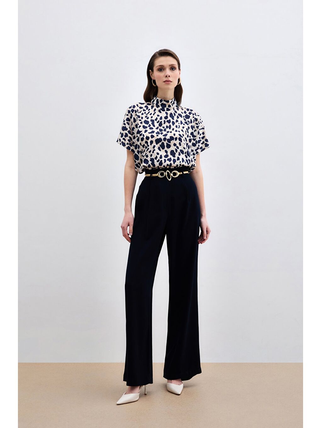 Yarasa Kol Salaş Bluz - Bej-Lacivert-1