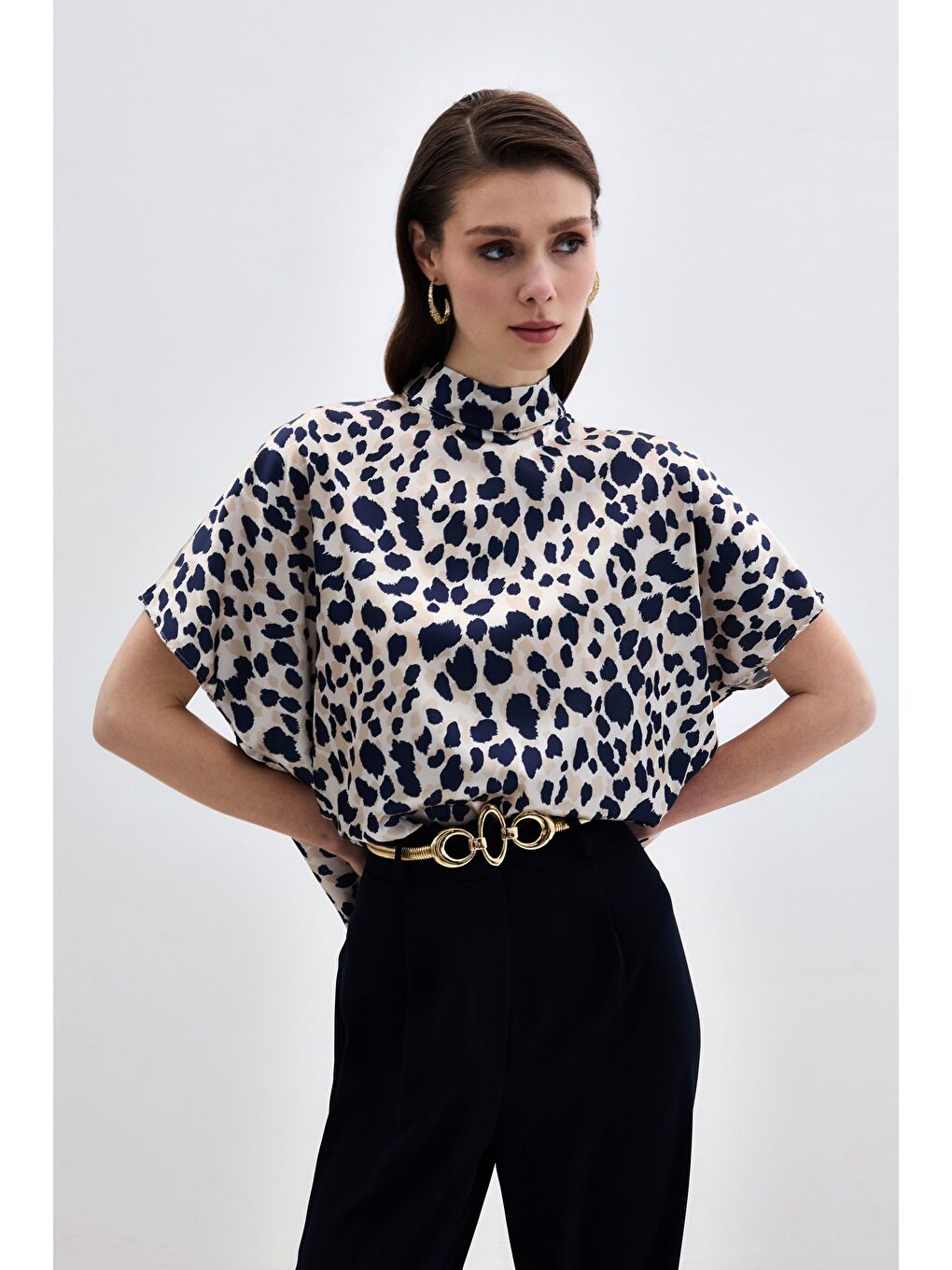 Yarasa Kol Salaş Bluz - Bej-Lacivert-2