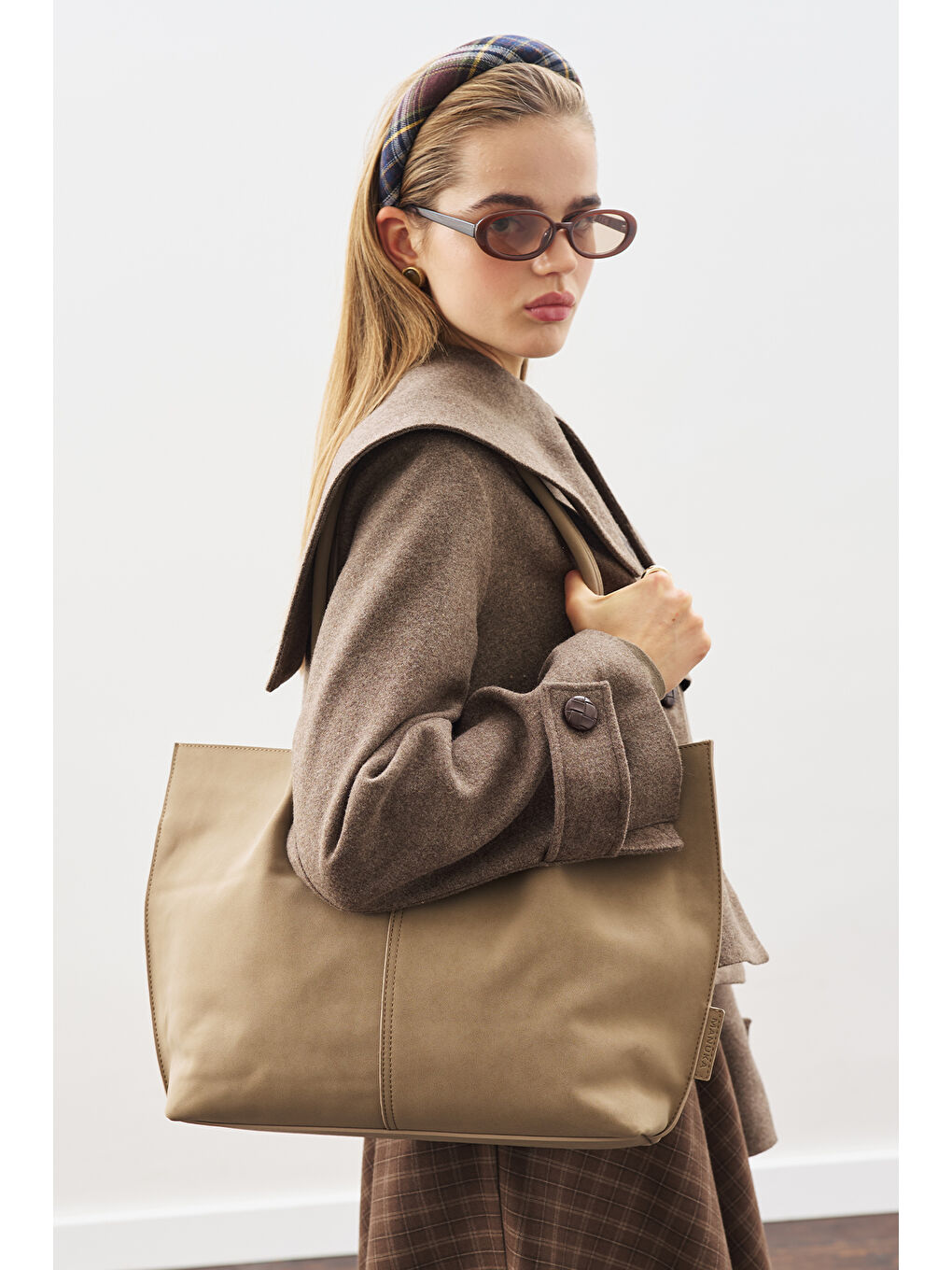 Bej Süet Momo Çanta Vizon-1