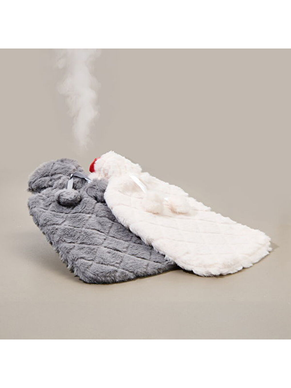 Living Elmas Ponponlu Sıcak Su Torbası - Asorti - 2 lt