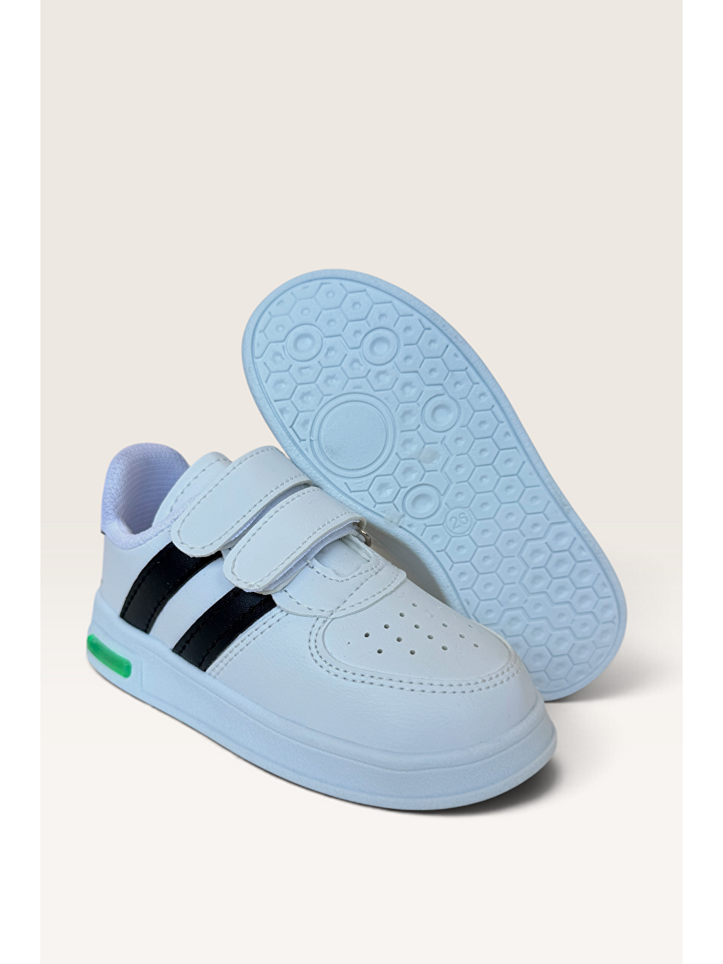 Işıklı Unisex Rahat Hafif Çocuk Spor Ayakkabı Beyaz - Siyah-4