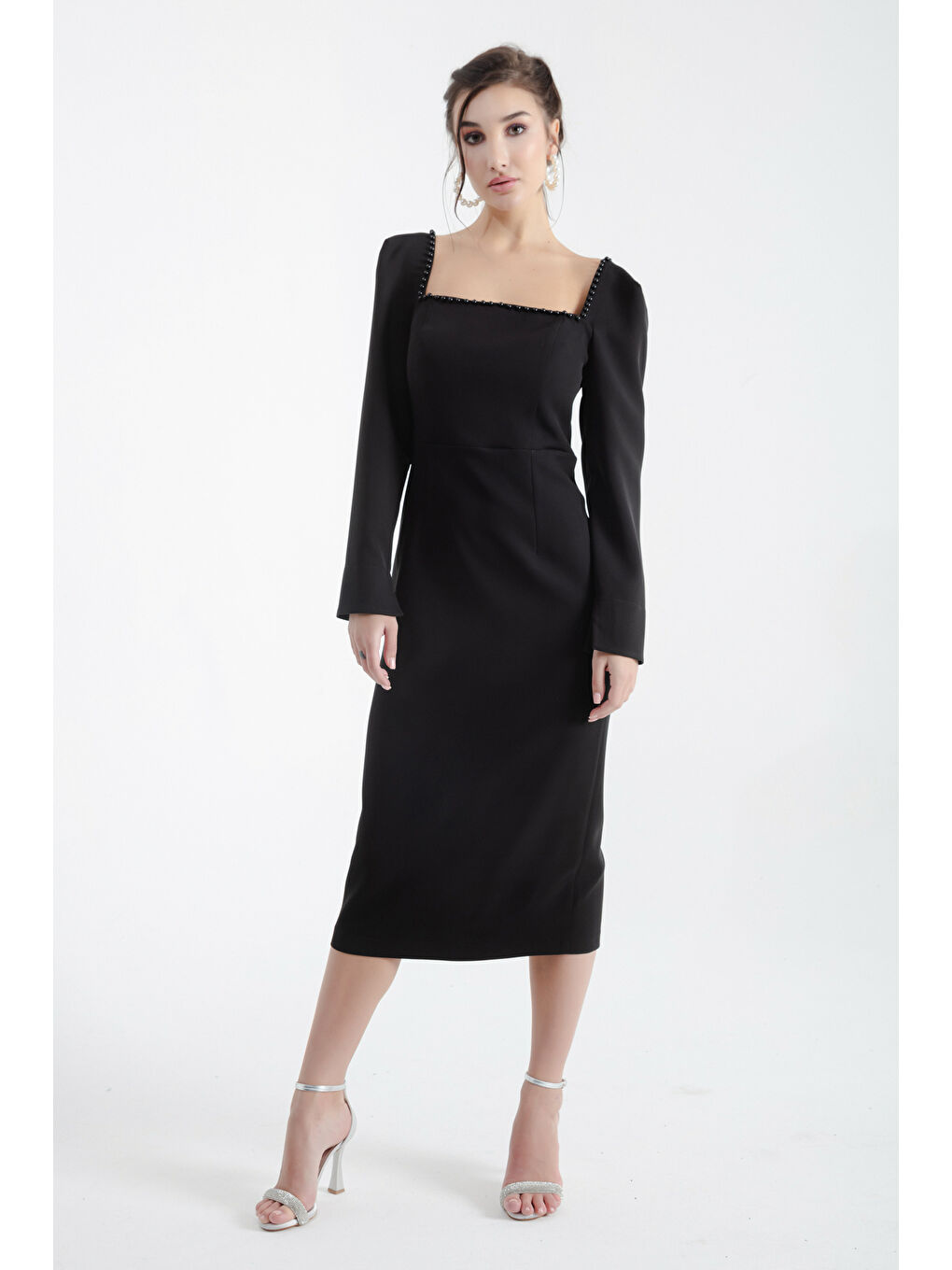 Kadın Siyah Kare Yaka İncili Midi Abiye Elbise-1