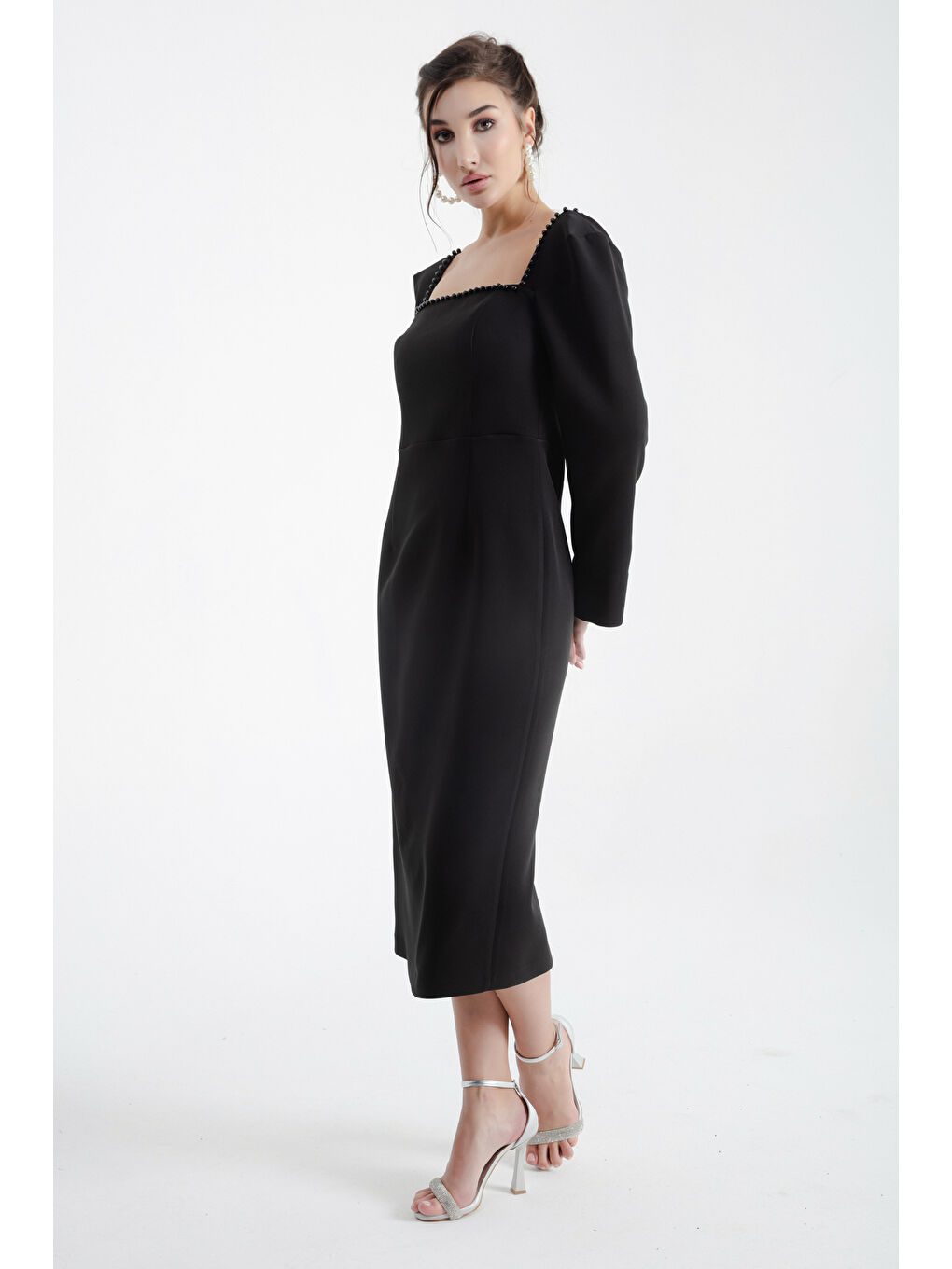 Kadın Siyah Kare Yaka İncili Midi Abiye Elbise-2