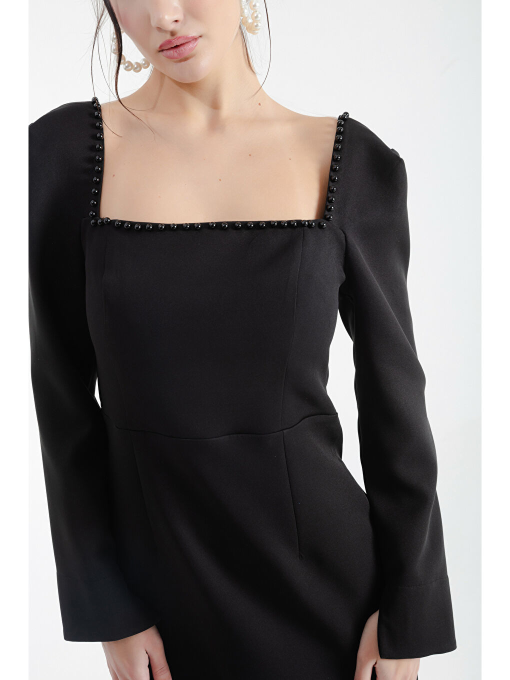 Kadın Siyah Kare Yaka İncili Midi Abiye Elbise-3