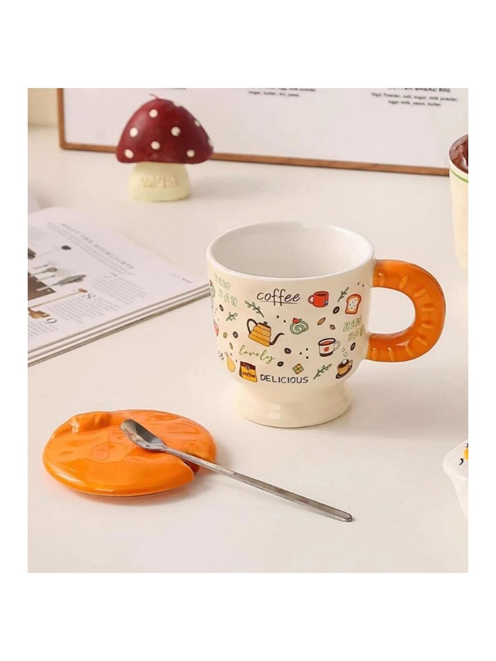 Karışık Renkli Dostlar Temalı Seramik Kupa-1