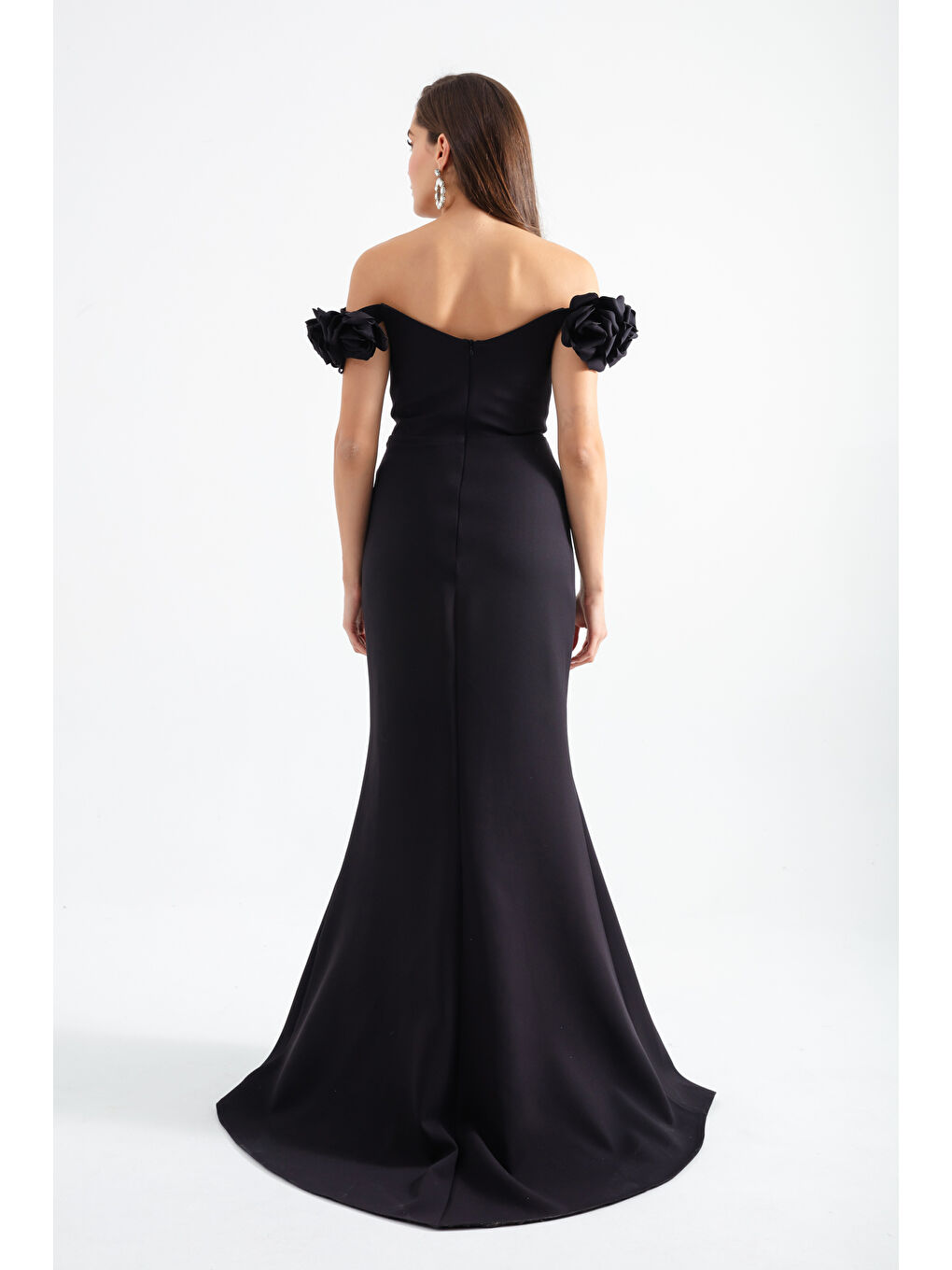 Kadın Siyah Kayık Yaka Güllü Uzun Abiye Elbise-4