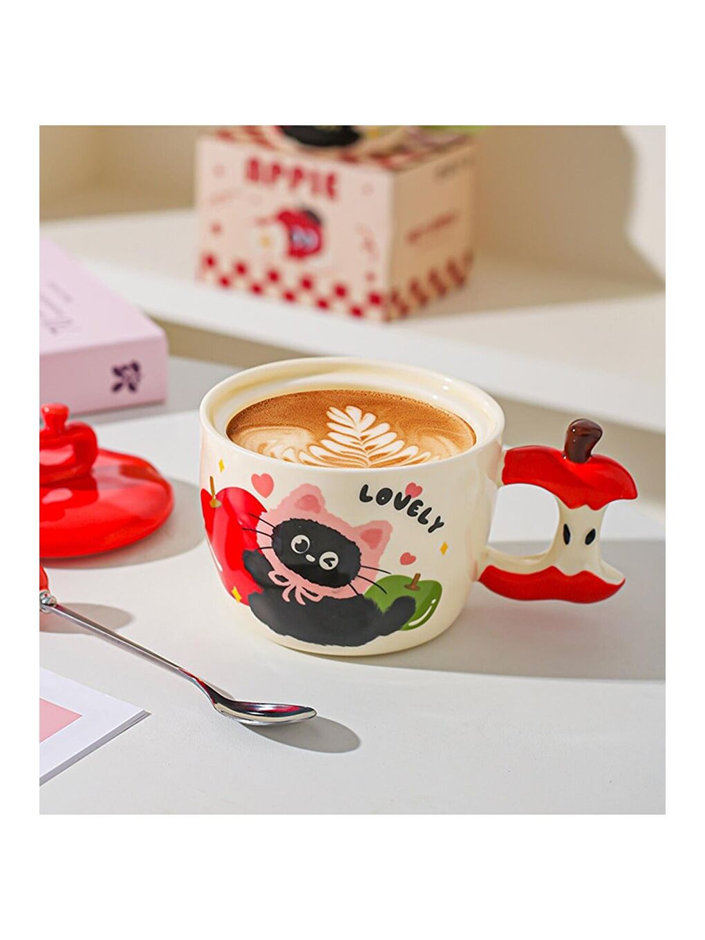 Karışık Sevimli Kedi Elma Temalı Seramik Kupa-2