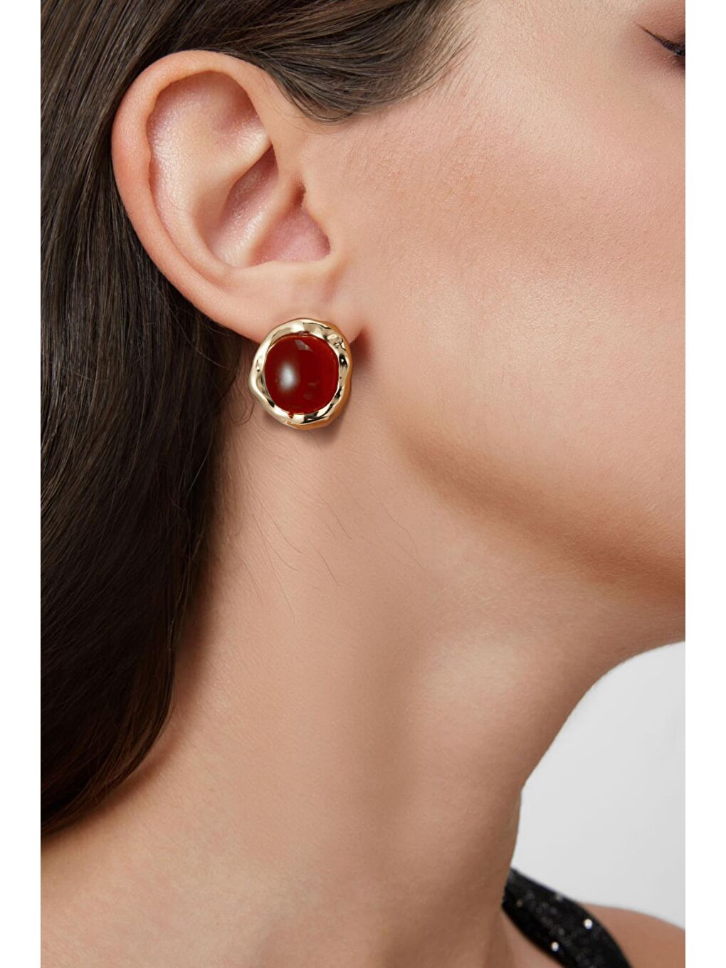 Kırmızı Gold Detaylı Renkli Yuvarlak  Çelik Vintage Küpe-1