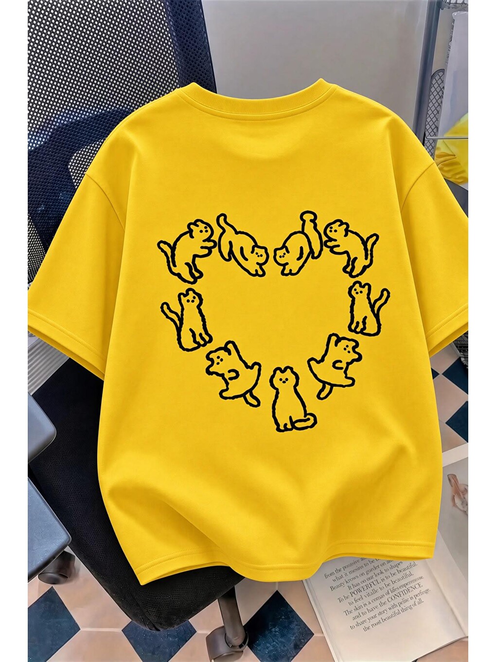 Sarı Kedi Kalp Desenli Oversize/rahat Kesim Kısa Kollu T-shirt