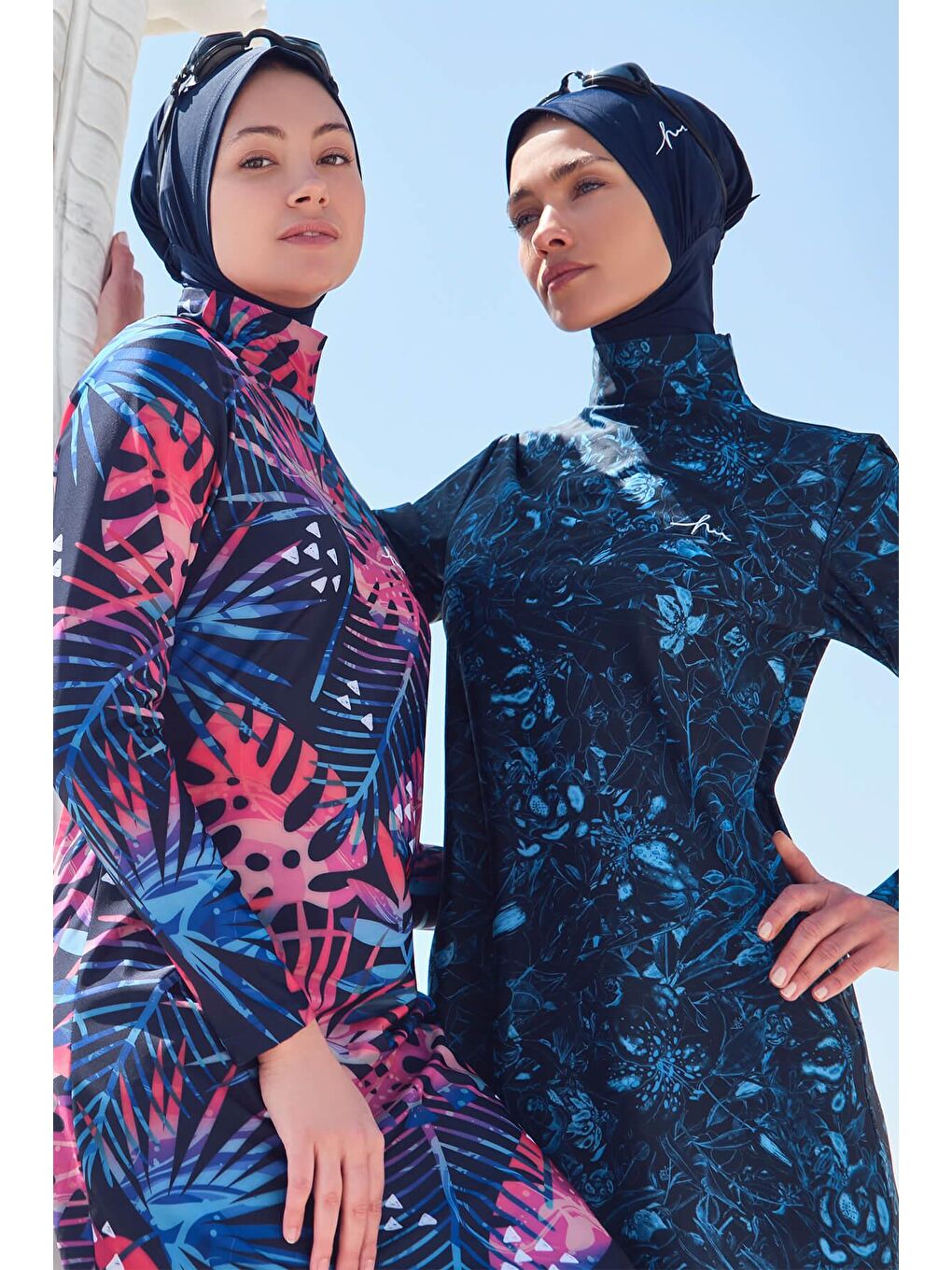 Pembe Yaprak Desenli Elastanlı Lacivert 4 Parça Tam Tesettür Mayo Takımı 3021