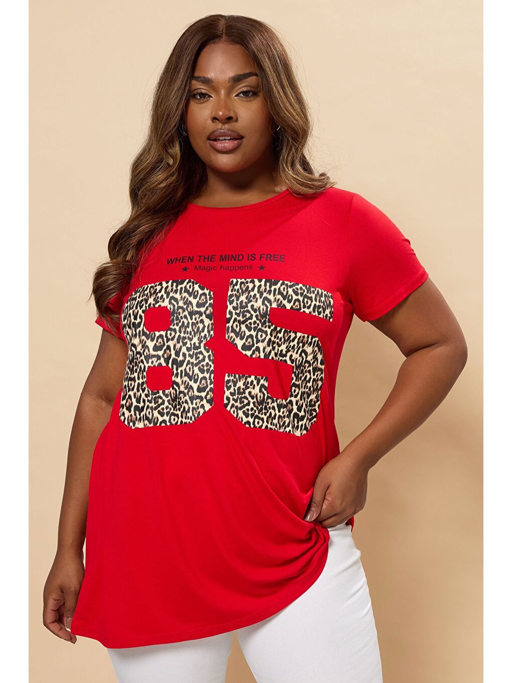 Kırmızı Büyük Beden Bisiklet Yaka Kısa Kollu Baskılı T-shirt 304173