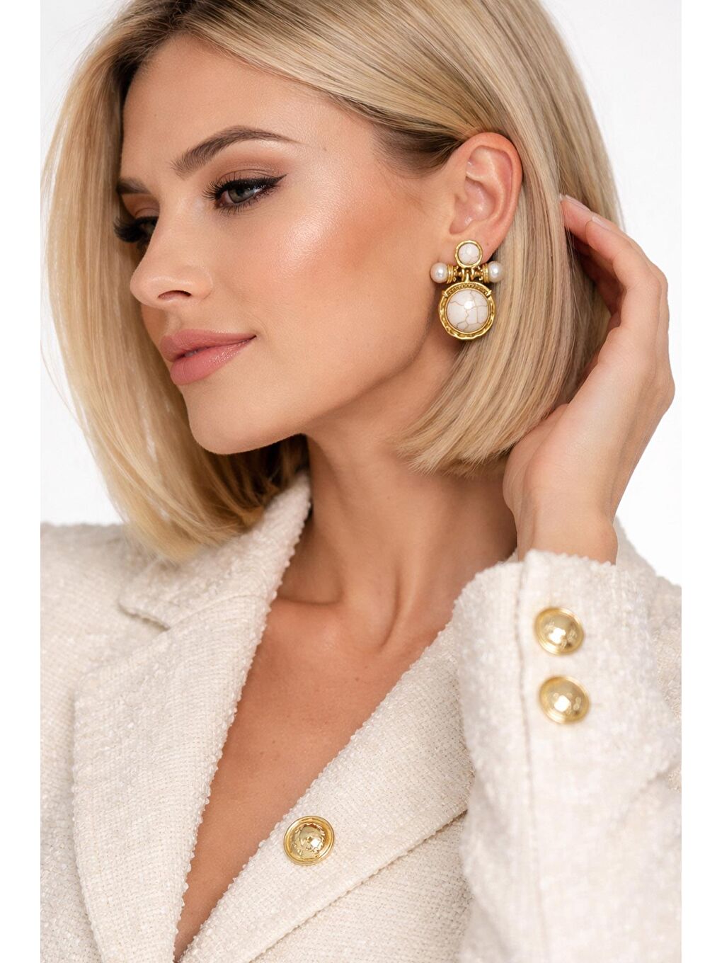 Beyaz Antik Sarı Vintage Küpe