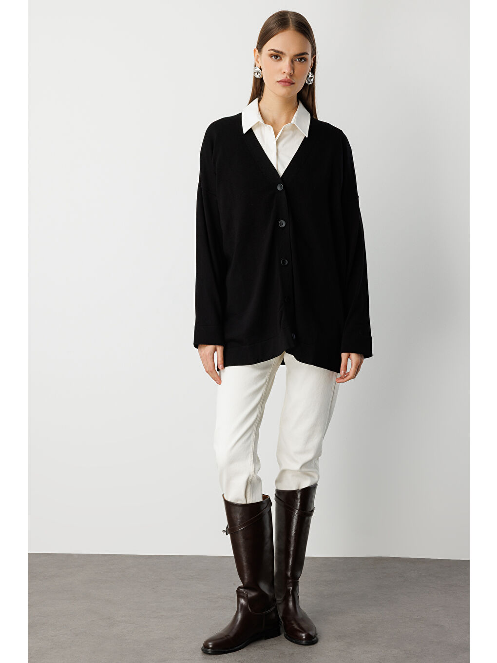 Ekstra Oversize Düşük Kol Basic Siyah İnce Triko Hırka