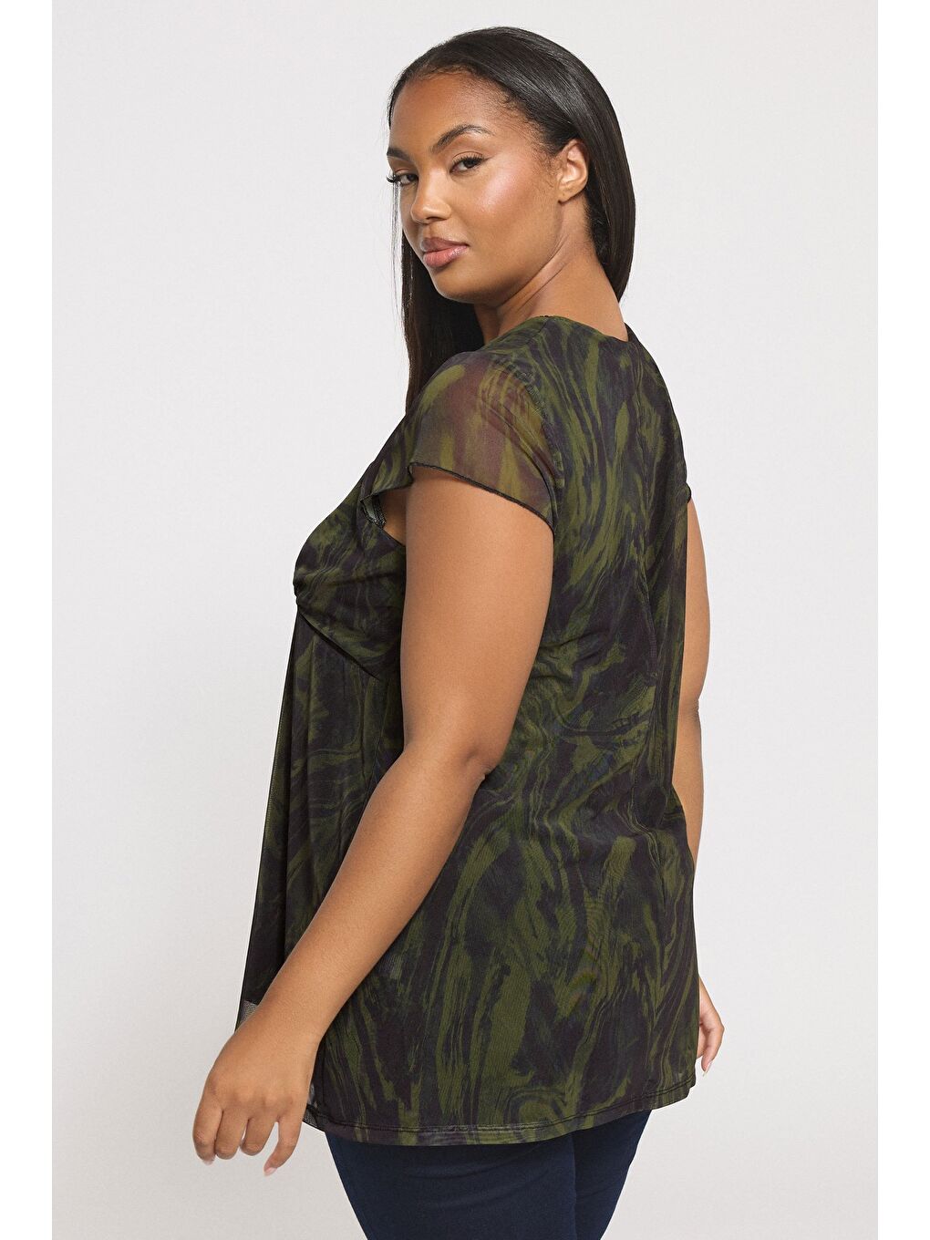 Yeşil Büyük Beden Kısa Kollu V Yaka Astarlı Transparan T-shirt 304315-4