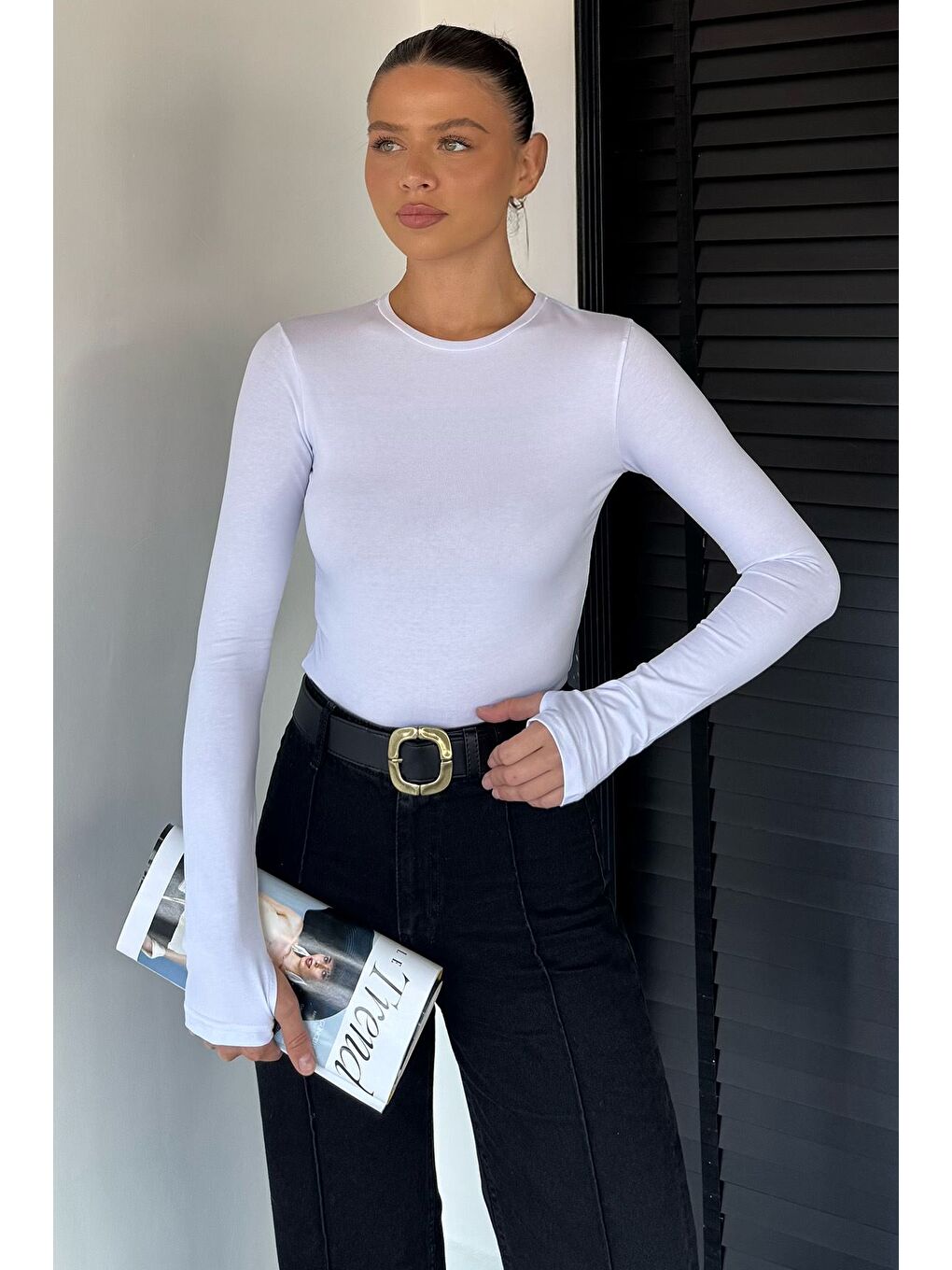 Beyaz Kadın Bisiklet Yaka Parmak Geçmeli Body Bluz