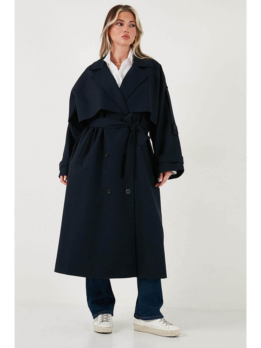 Lacivert Oversize Fit Kruvaze Yaka Düğmeli Kemerli Uzun Trençkot 6839476-3