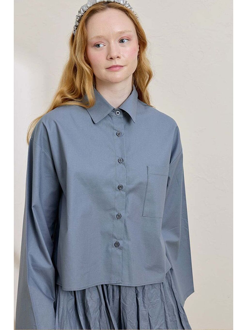 Soft İndigo Tek Cepli Crop Gömlek