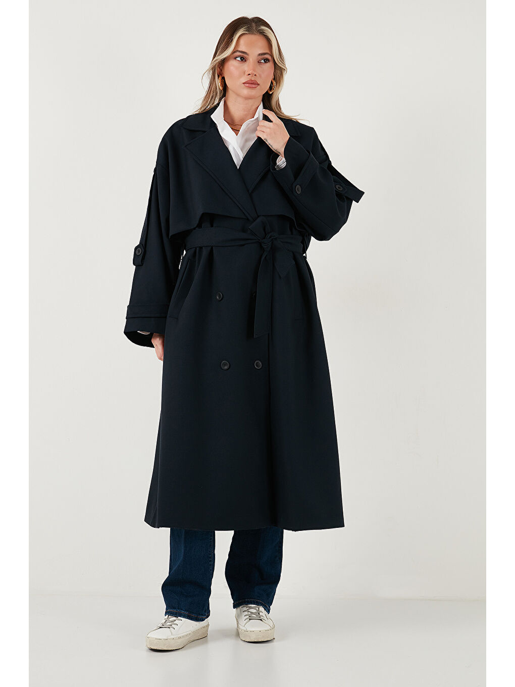 Lacivert Oversize Fit Kruvaze Yaka Düğmeli Kemerli Uzun Trençkot 6839476-4