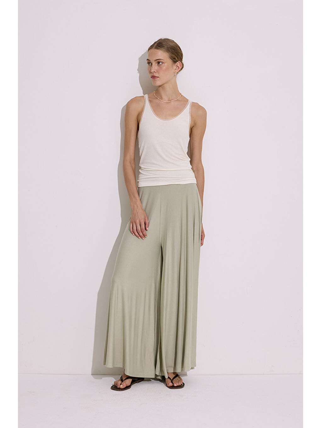 Dökümlü Rahat Pantolon Pastel Yeşil-1