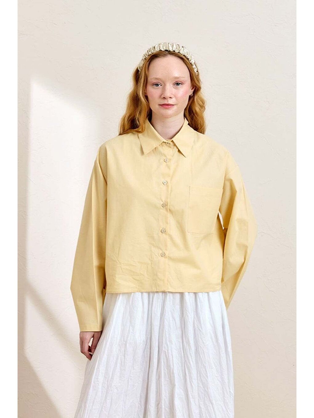 Soft Sarı Tek Cepli Crop Gömlek-3