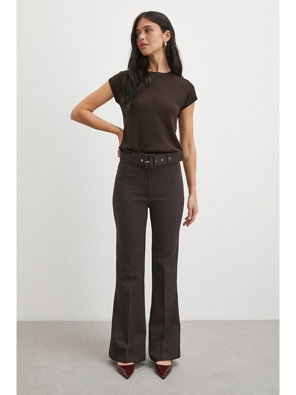 Karışık Kemerli İspanyol Paça Pantolon Kahve-3