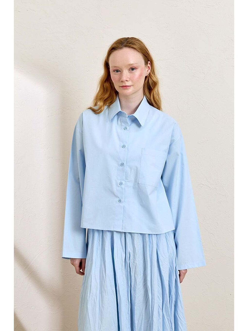 Soft Mavi Tek Cepli Crop Gömlek