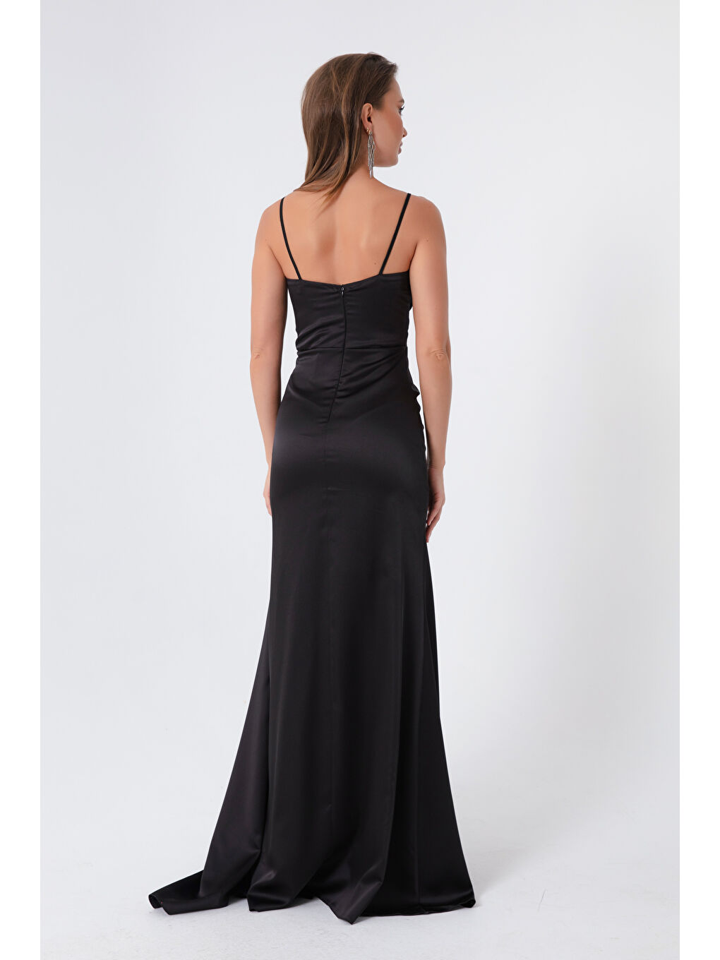Kadın Siyah Askılı Uzun Saten Abiye Elbise & Mezuniyet Elbisesi-4