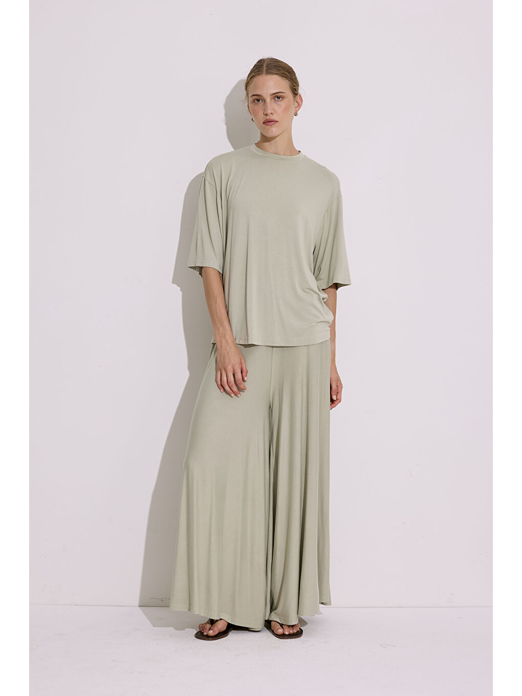 Dökümlü Kısa Kollu Bluz Pastel Yeşil-3