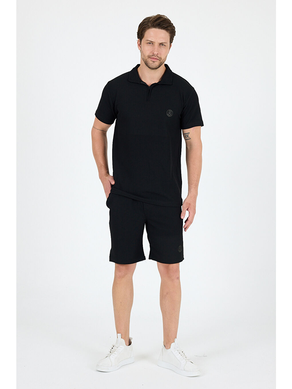 Siyah Erkek Kapris Polo Yaka Kısa Kollu Tişört – Rahat Kalıp, Nefes Alan Kumaş Erkek Tişört 7918-3
