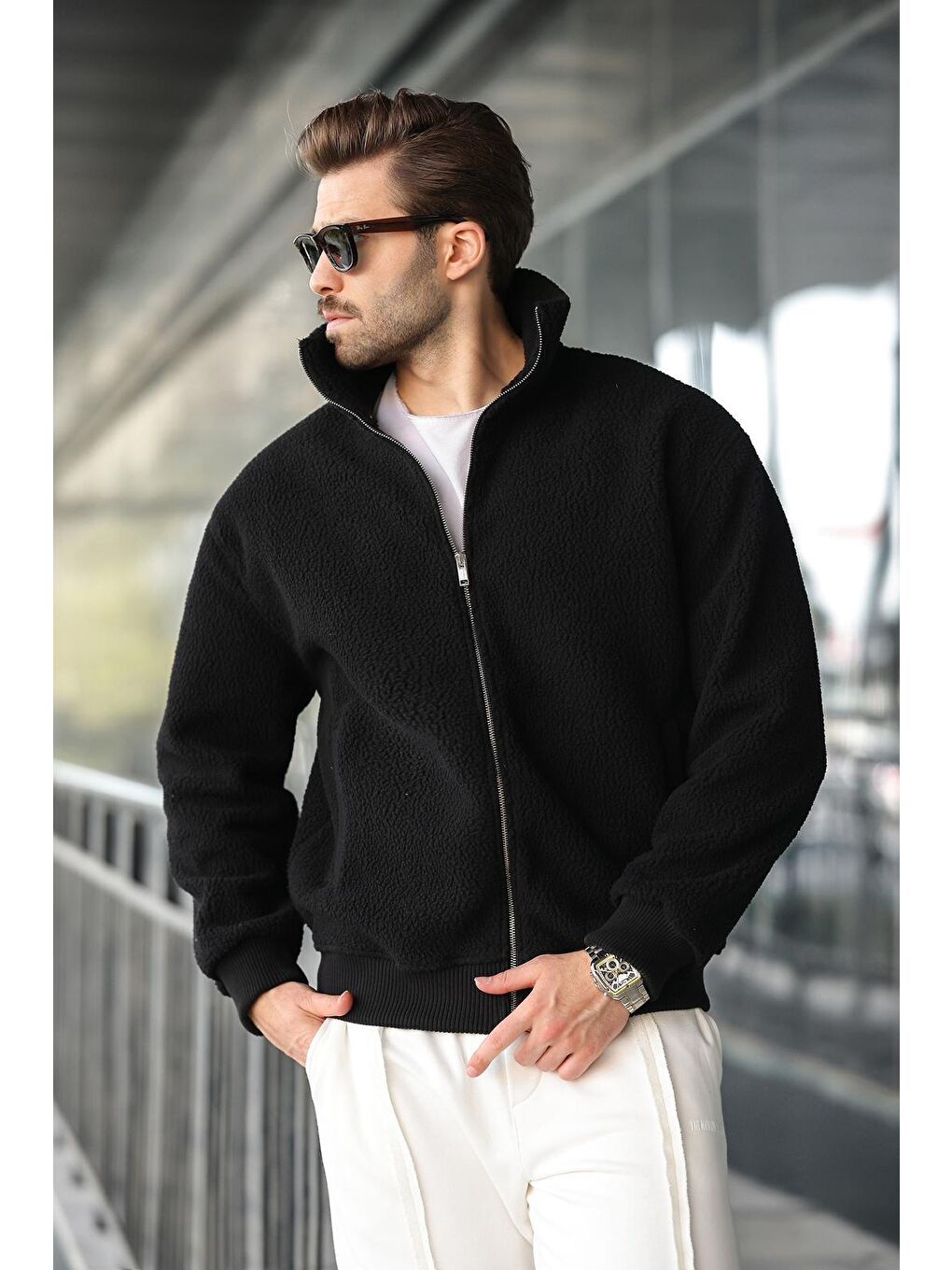 Siyah Fermuarlı Dik Yaka Erkek Polar Hırka E7166-1