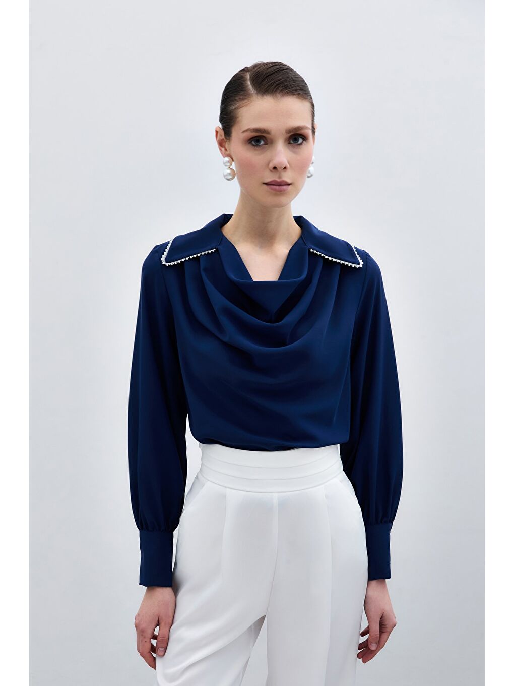 Degaje Yaka İncili Salaş Bluz - Lacivert-1