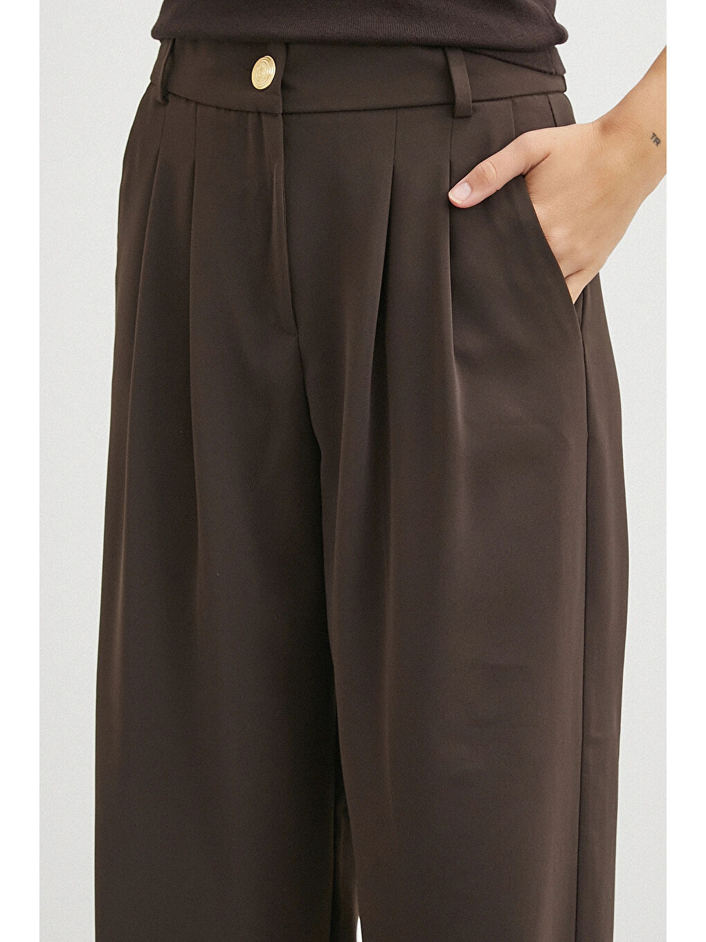 Karışık Beli Lastikli Pileli Geniş Paça Pantolon Kahve-4