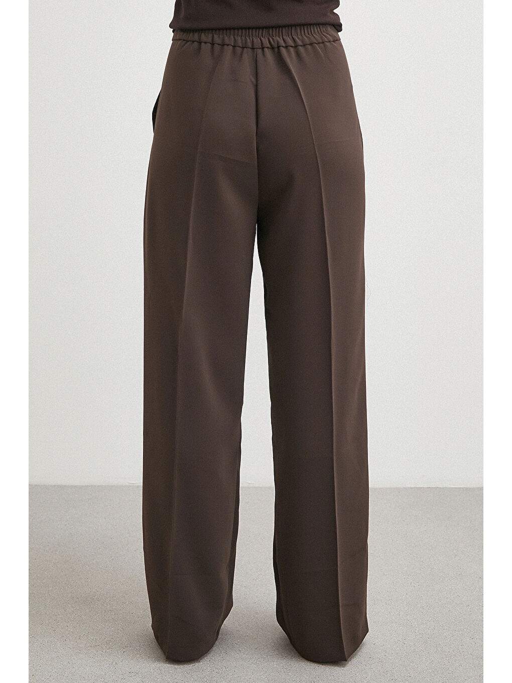 Karışık Beli Lastikli Pileli Geniş Paça Pantolon Kahve-5