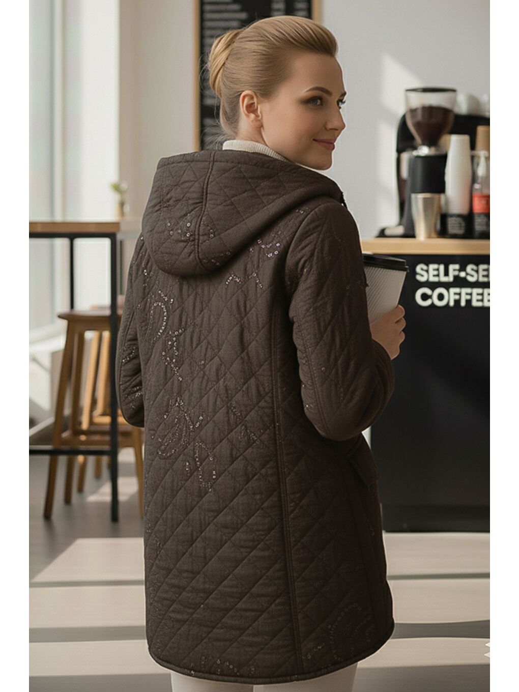 İtalyan Kahverengi Kapüşonlu Uzun Kol Fermuarlı Pul Payetli Allover Nakışlı Dokuma Ceket 75 65-3