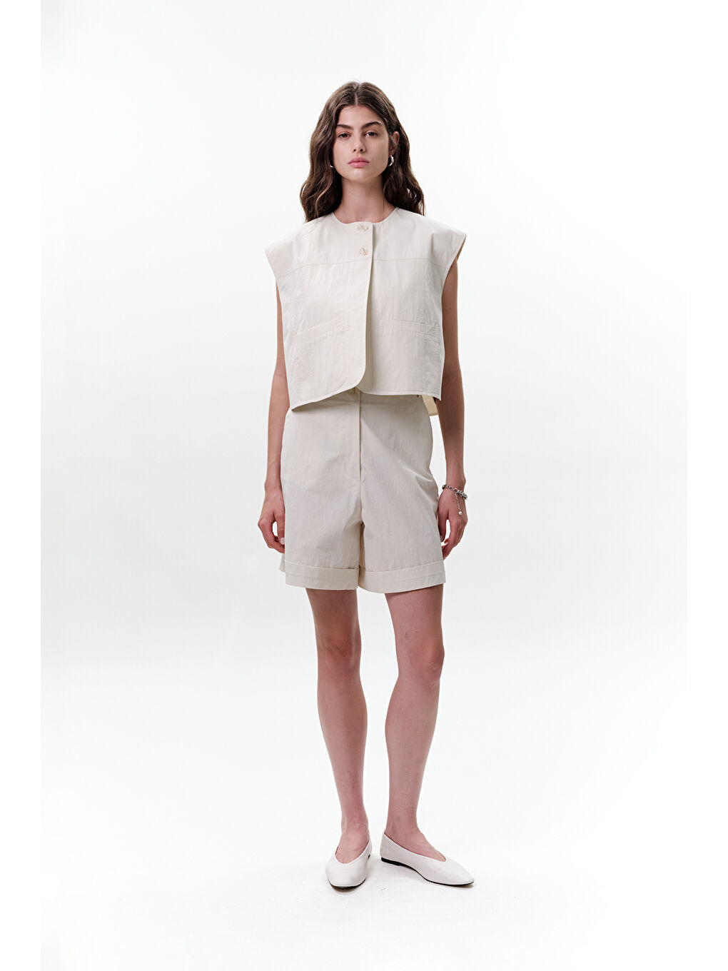 Bej Cep Kemerli Şort Taş