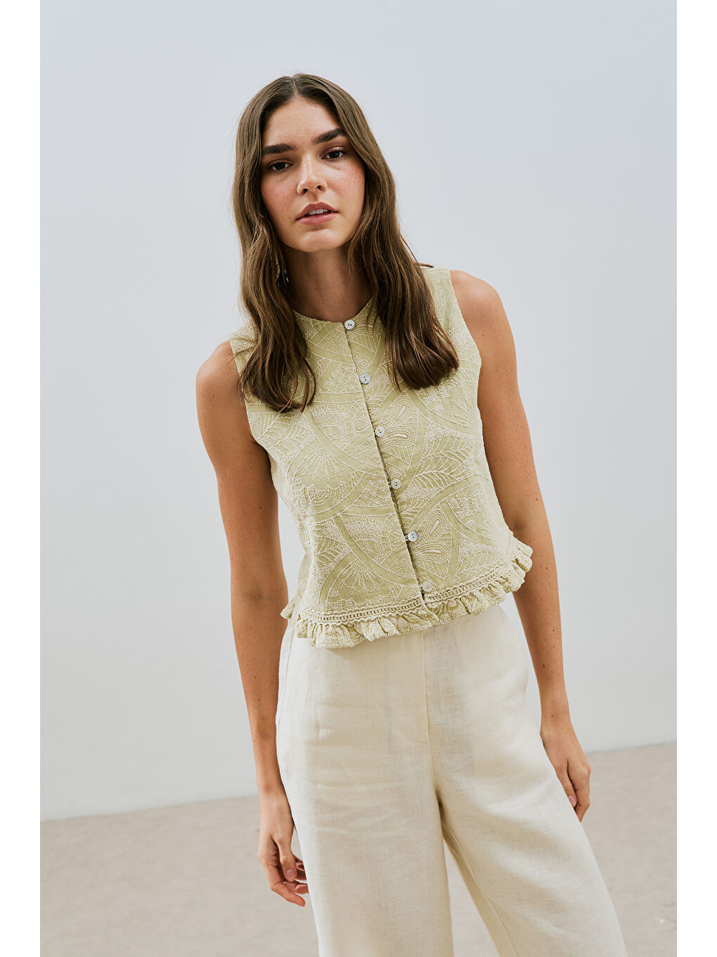 Dokulu Nakışlı Yelek Soft Yeşil-1