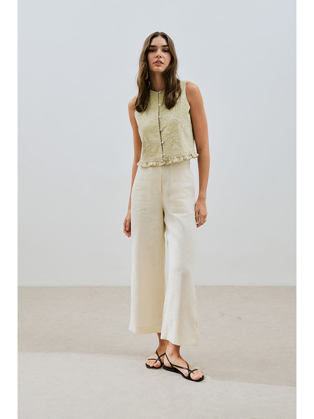 Dokulu Nakışlı Yelek Soft Yeşil-3