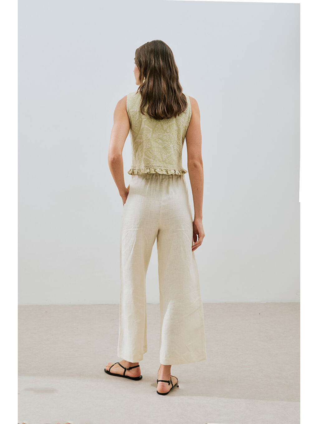 Dokulu Nakışlı Yelek Soft Yeşil-5