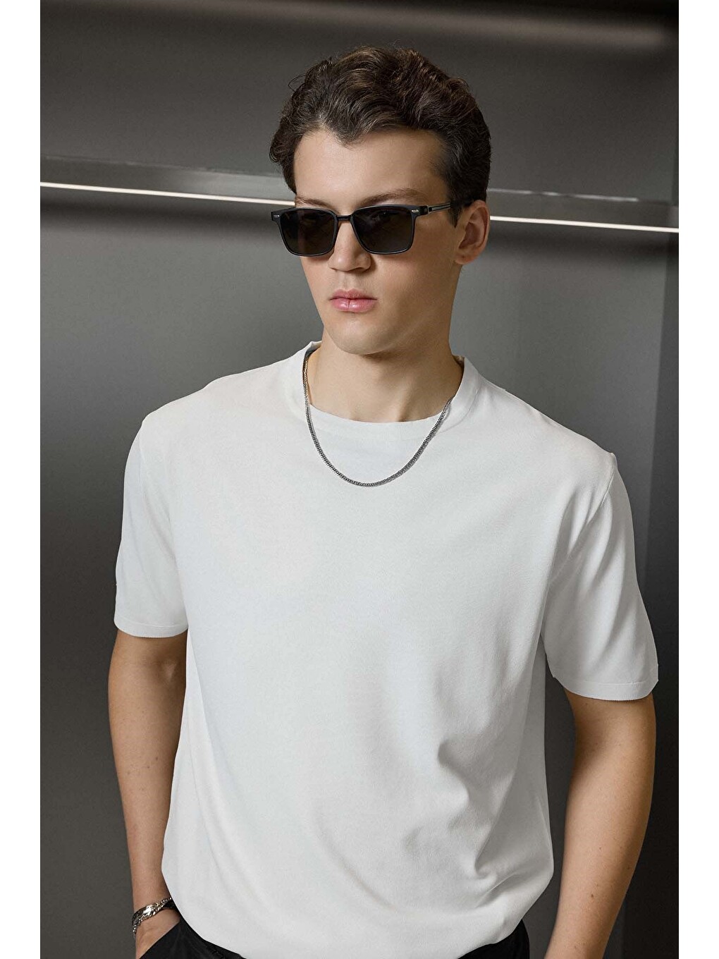 Erkek Slim Fit Triko Bisiklet Yaka Basic T-shirt Ekru-3