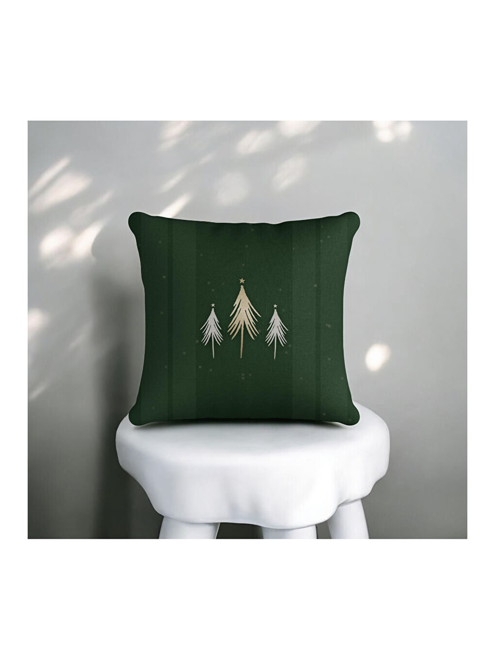 Yılbaşı Temalı 3 Çam Ağacı  Desenli Dekoratif  Kırlent Kılıfı - Yeşil 43x43