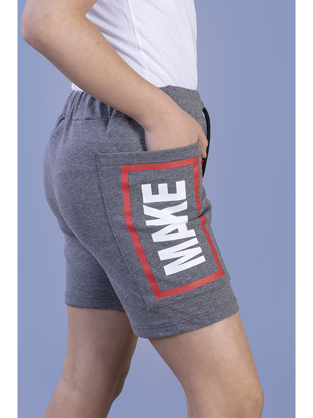 Antrasit Erkek Çocuk Beli Ayarlanabilir Cep Detaylı Baskılı Şort-1