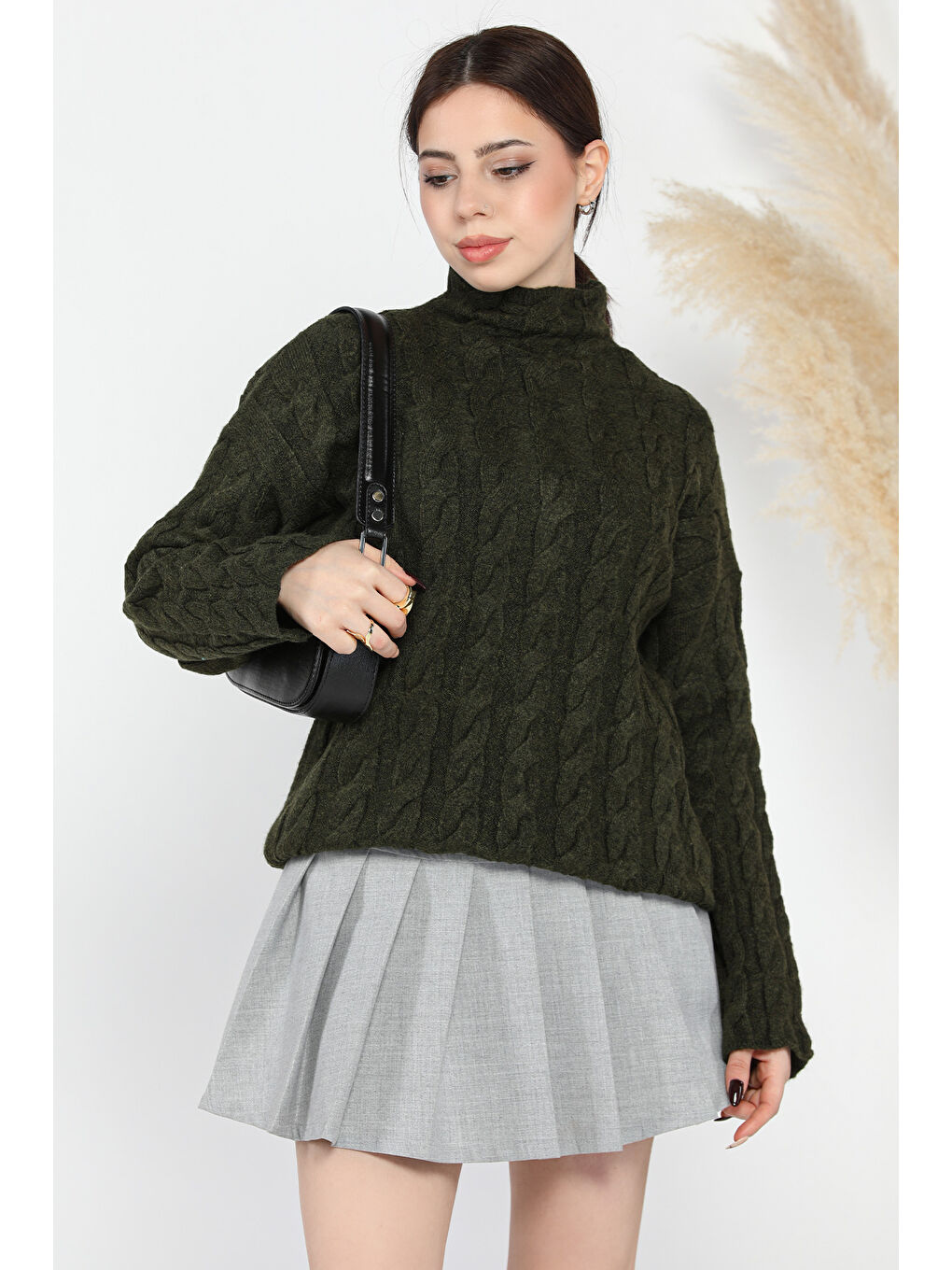 Haki Yarım Balıkçı Yaka Desenli Kadın Triko Kazak