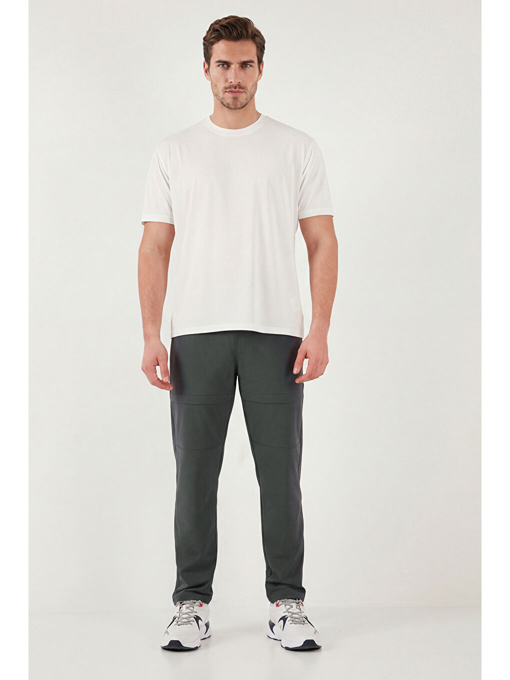 Gri Regular Fit Normal Bel Düz Paça Pantolon 693705-2