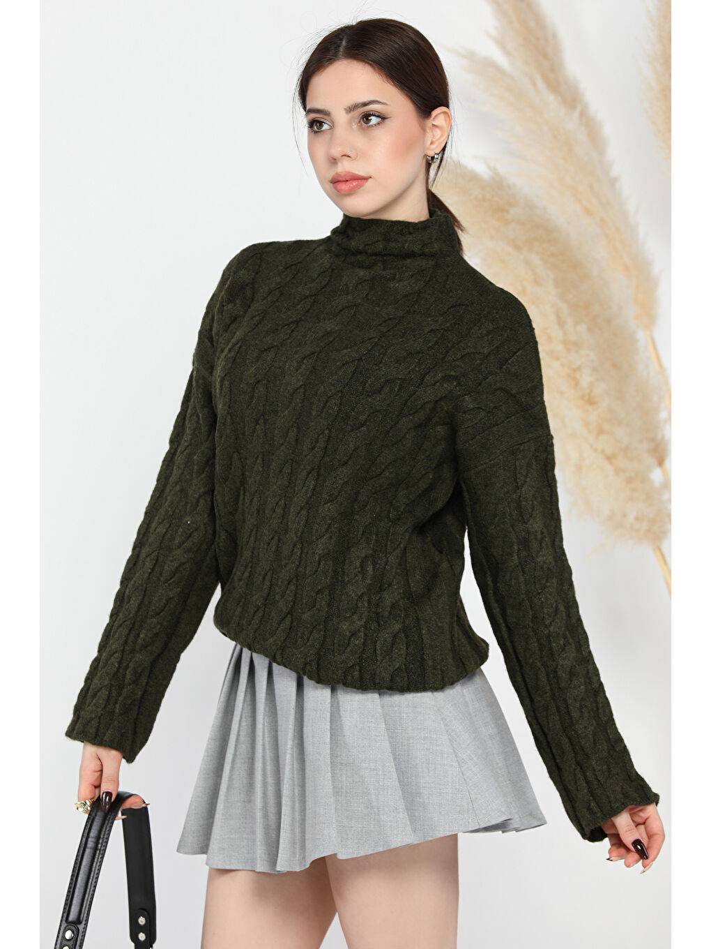 Haki Yarım Balıkçı Yaka Desenli Kadın Triko Kazak-1